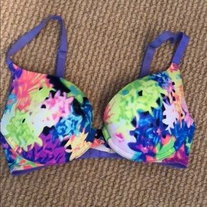 Victoria’s Secret bra size 32c